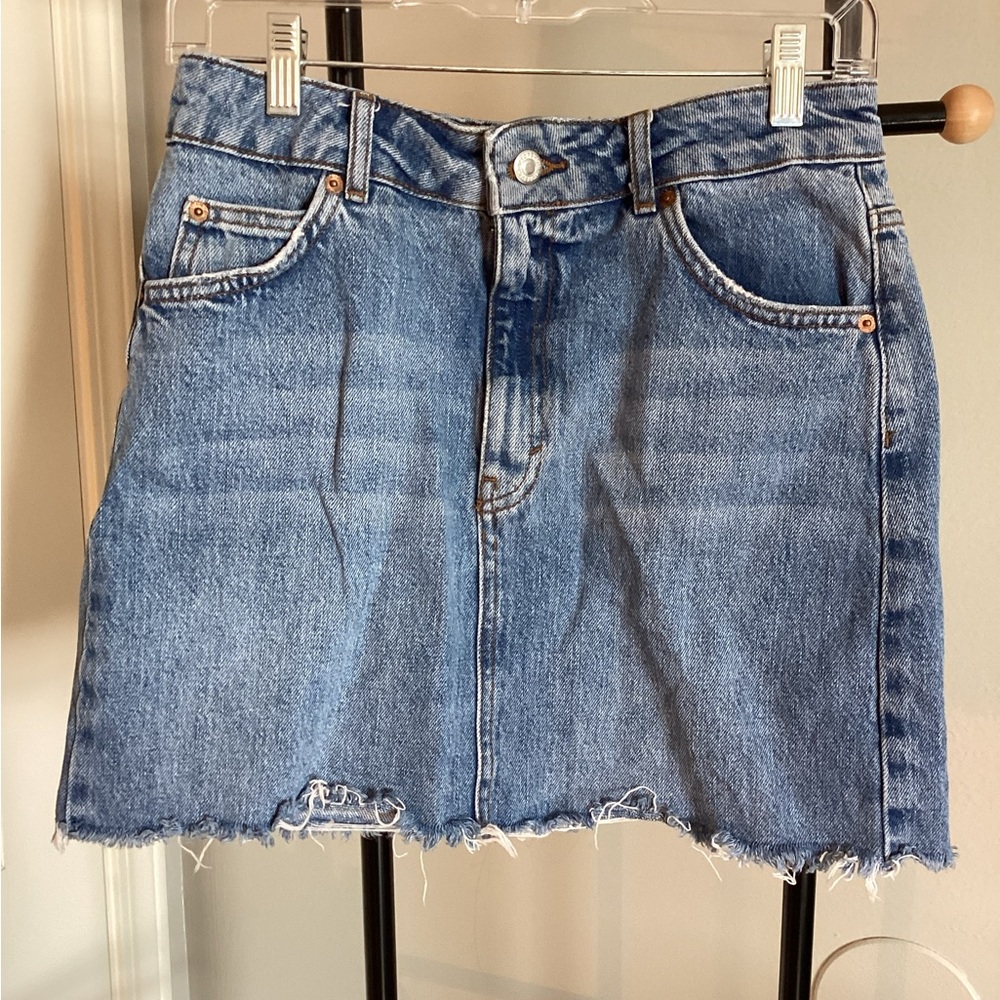 TopShop Moto Light Wash Mini Jean Skirt 6